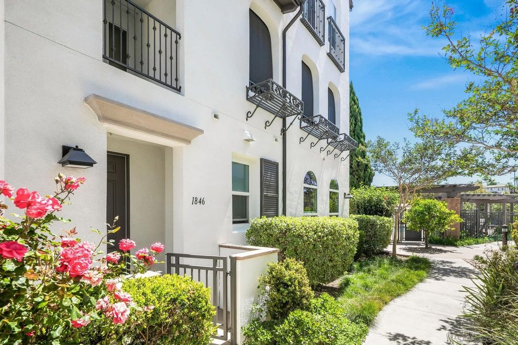 Photo of 1846 Cliff Swallow LN, Carlsbad, CA 92011 (MLS # 260012968)