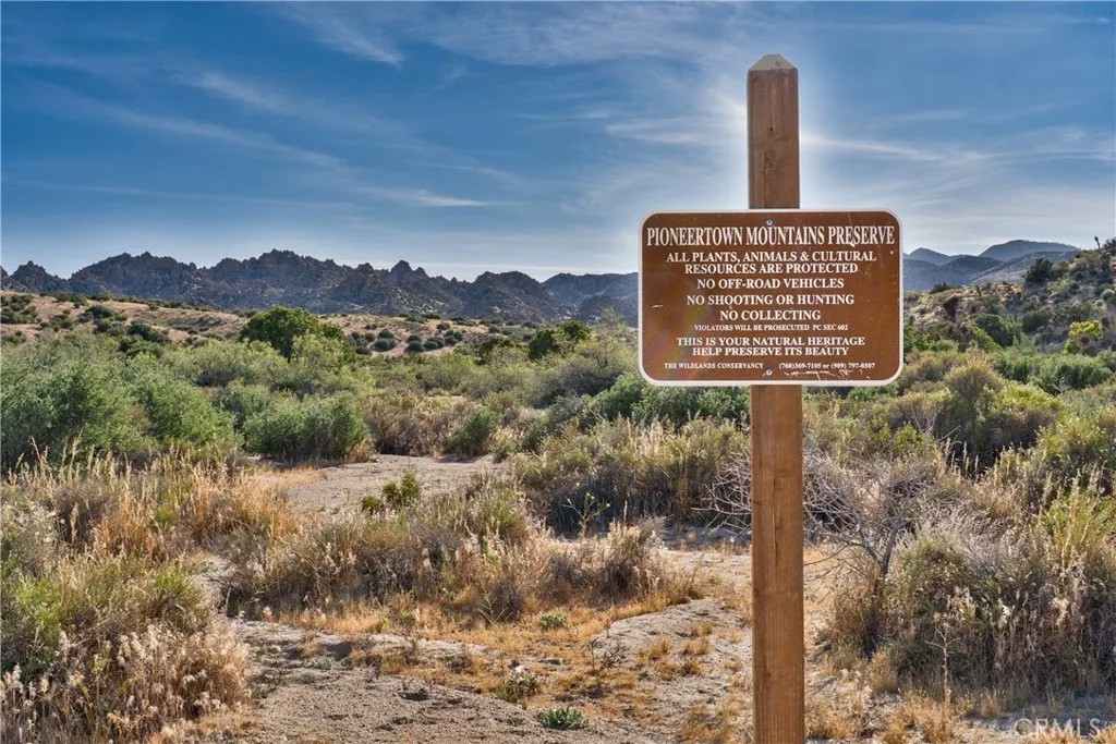 0 Pioneertown Rd
