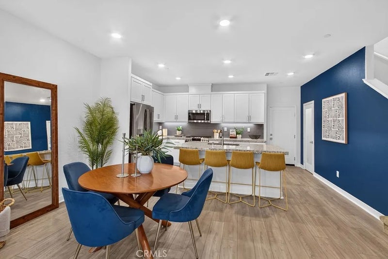12113 Summer Ln