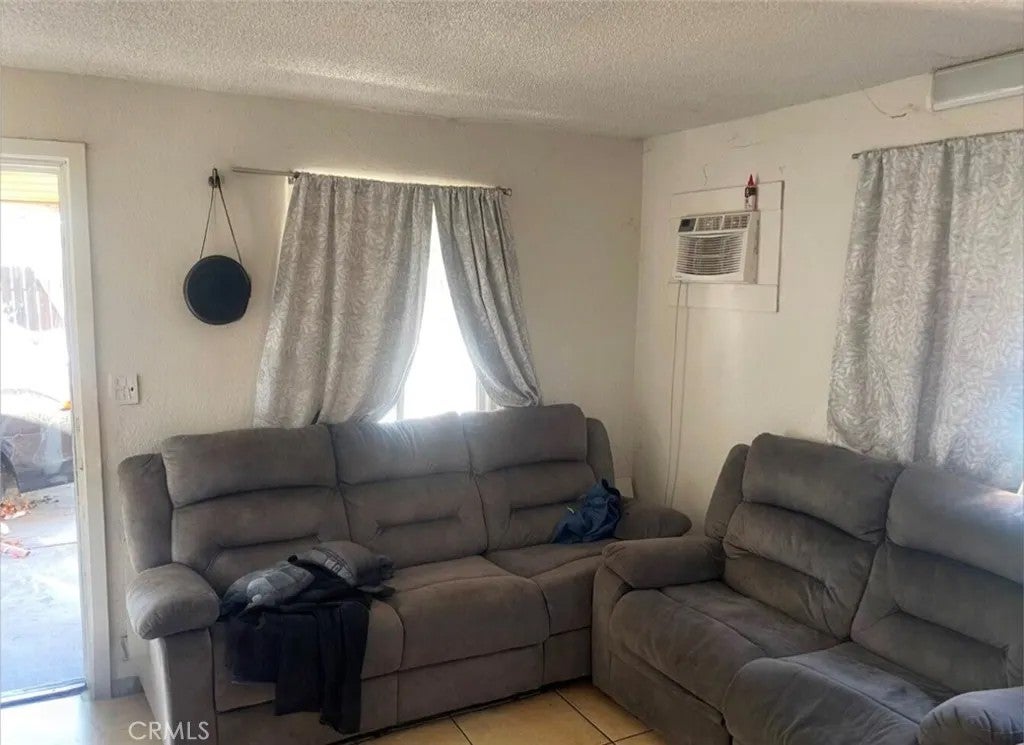 7047 Dwight Way Way