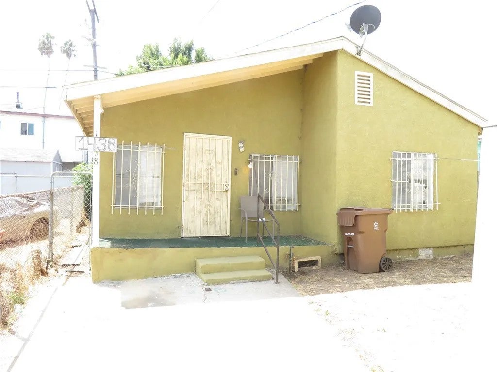 1438 W 95th Street West
