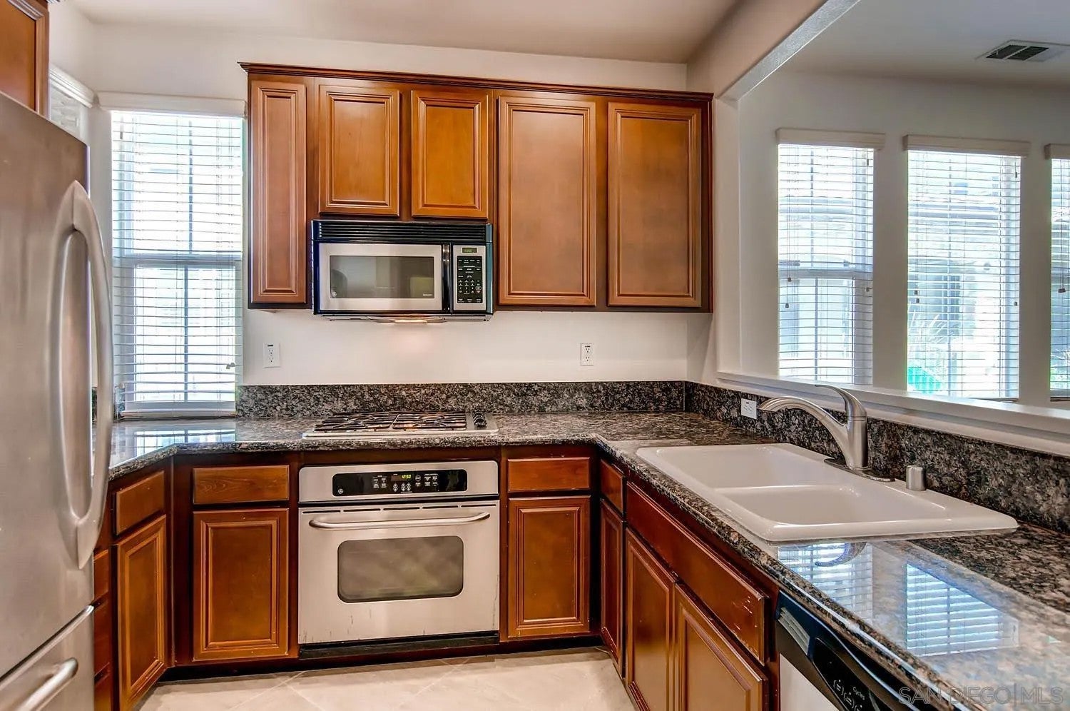 10429 Whitcomb Way 128