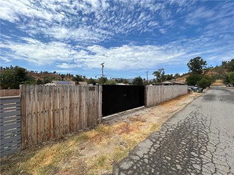 Photo of 0 De Brask Ave, Lake Elsinore, CA 92530 (MLS # IV26020317)