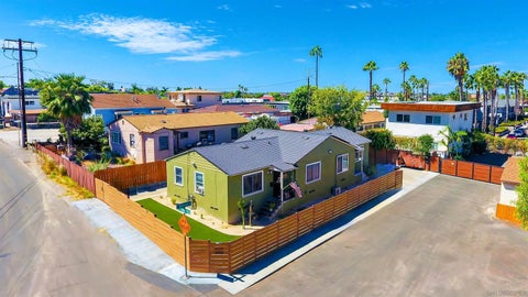 Photo of 4992-4994 Comanche Drive, La Mesa, CA 91942 (MLS # 260021874)