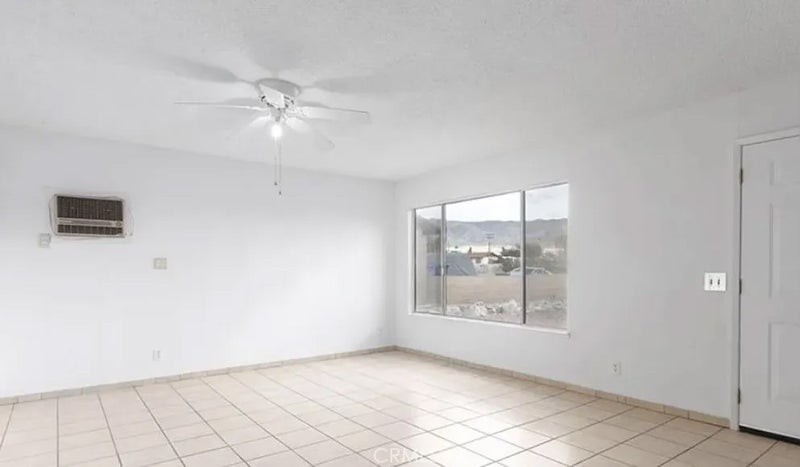 13045 La Mesa