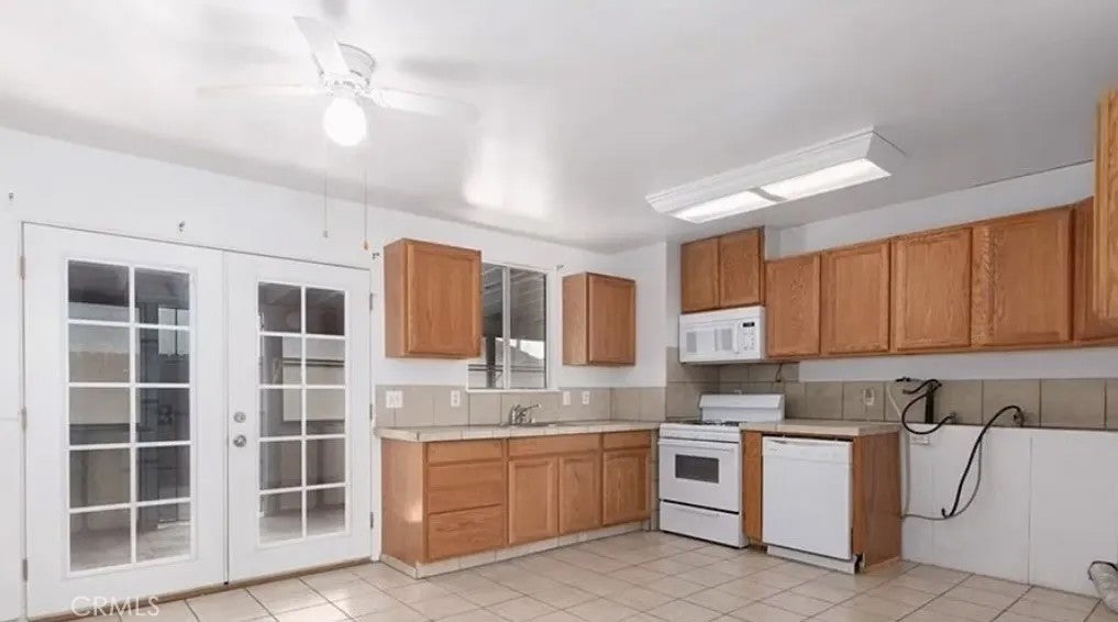 13045 La Mesa