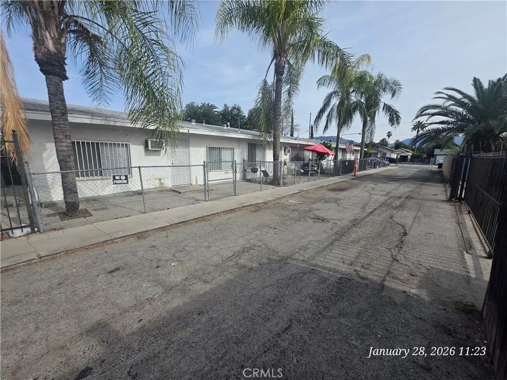 Photo of 1134 Sepulveda Avenue, San Bernardino, CA 92410 (MLS # IV26020828)
