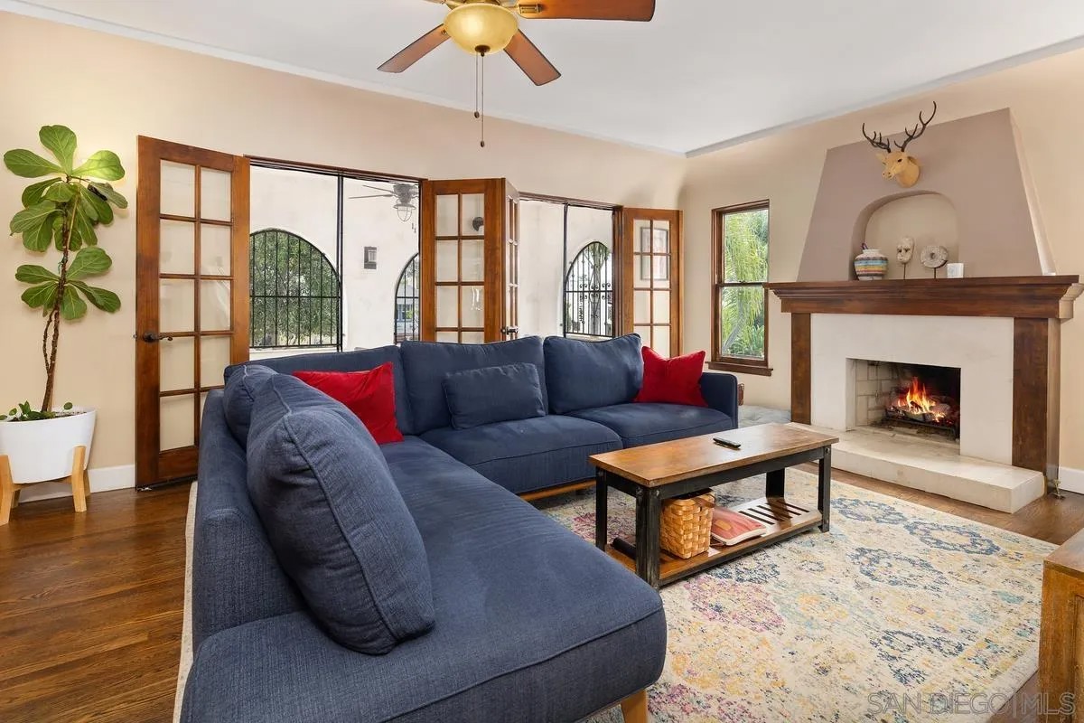 2438 33rd Street