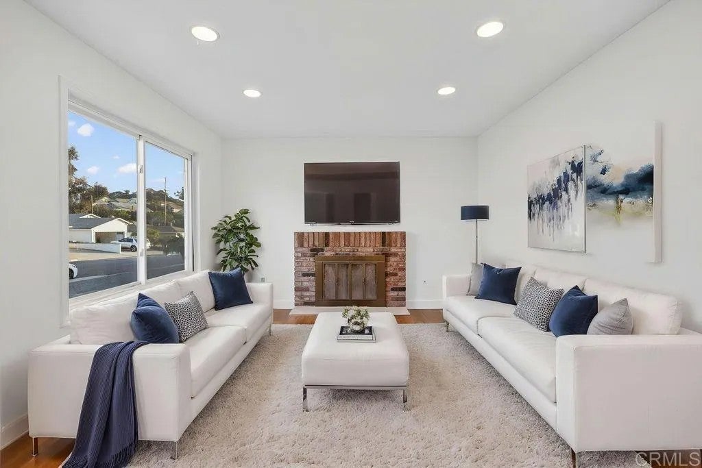 6926 Bullock Drive