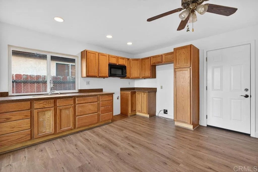 6926 Bullock Drive