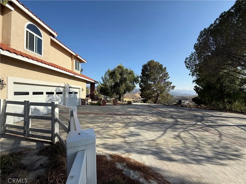32080 Avenida Donari