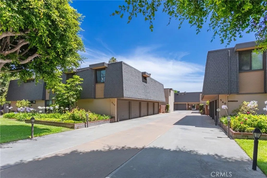 530 Fairview 14