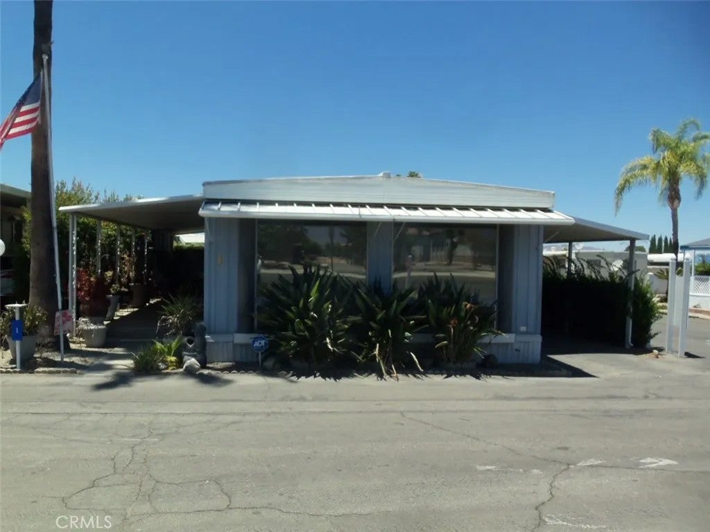 Photo of 1600 S San Jacinto AVE #1, San Jacinto, CA 92583 (MLS # IG26146943)