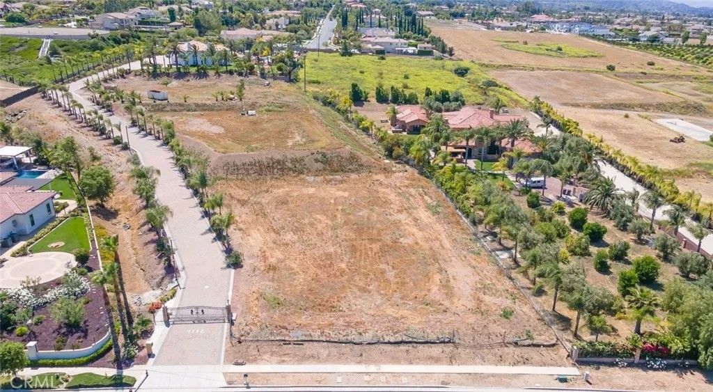 Photo of 11631009 Lester Ave, Corona, CA 92881 (MLS # IG25279123)