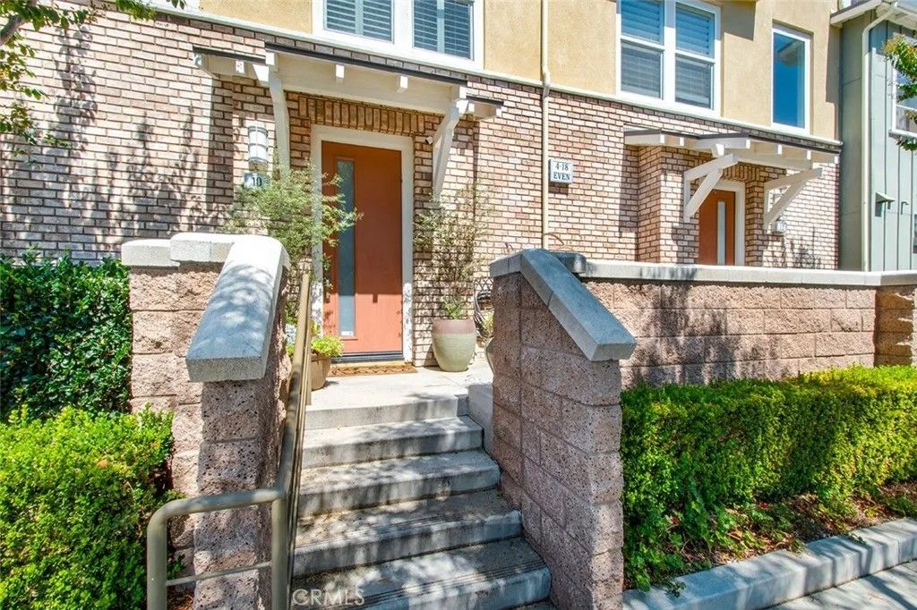 Photo of 10 Brownstone Way, Aliso Viejo, CA 92656 (MLS # OC26096248)