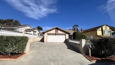 1735 Plaza Crest Ridge Road, San Diego, CA 92114 - #: PTP2601346