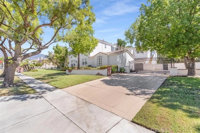 6119 Bluegrass Avenue