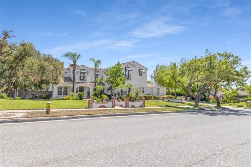 6119 Bluegrass Avenue