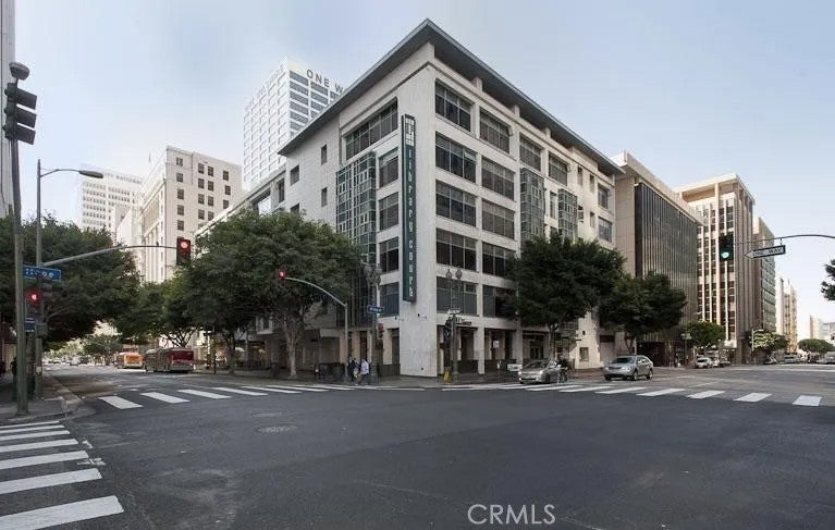 630 W 6th Street 506