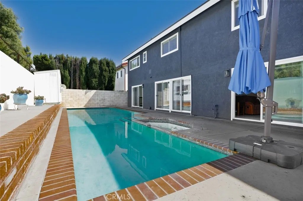 1828 Kinglet Court