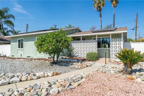 Photo of 1841 Fellows Pl, Pomona, CA 91767 (MLS # AR26039947)