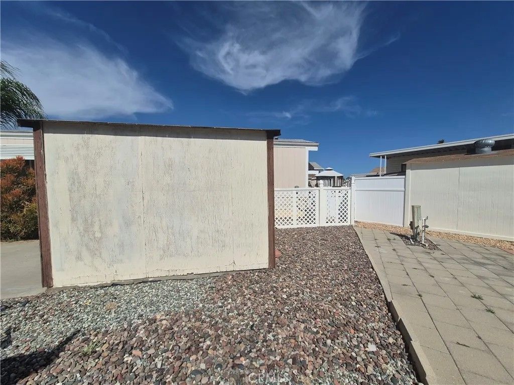 Photo of 1295 S Cawston Ave, Hemet, CA 92545 (MLS # SW26083983)