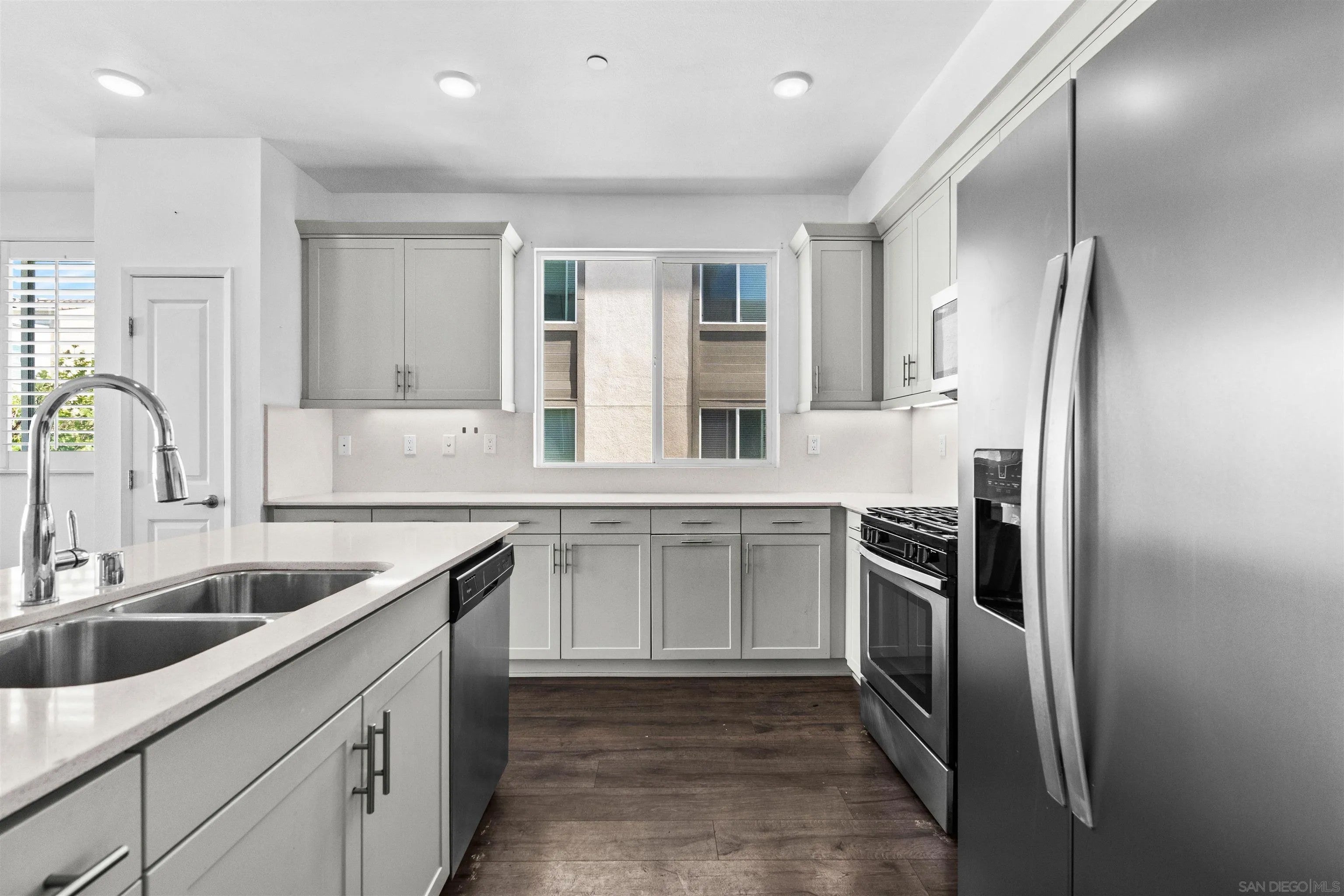 1207 Paseo Seashore Unit 82