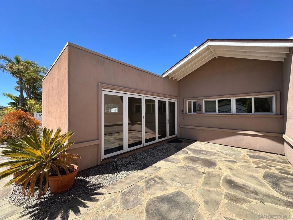 Photo of 6940 Beagle St, San Diego, CA 92111 (MLS # 260008620)