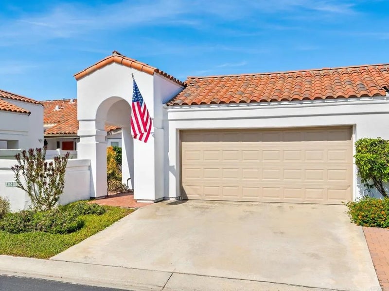 4564 Cordoba Way