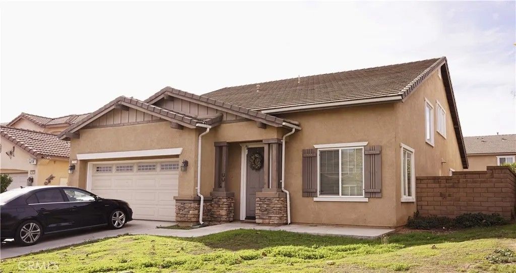 Photo of 37409 Stellarview Avenue, Murrieta, CA 92563 (MLS # IV26003481)