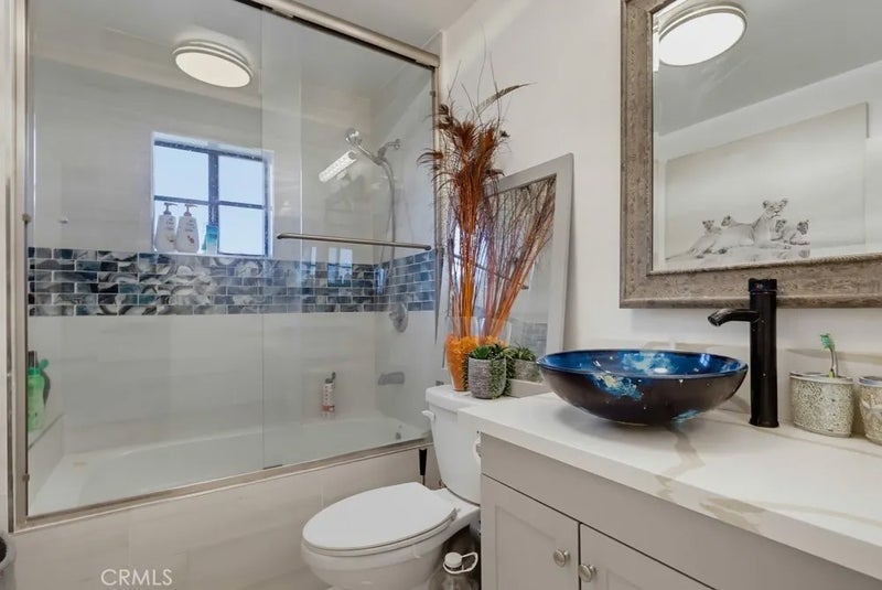 4163 W 160th