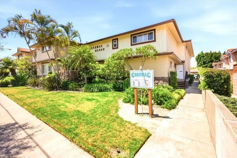 10365 Downey Avenue