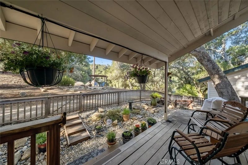 2175 San Fernando