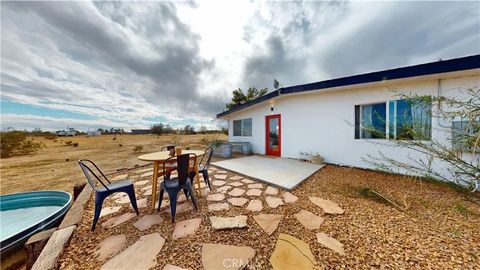 Tiny photo for 1271 Dakota Ln, Landers, CA 92285 (MLS # JT25246931)