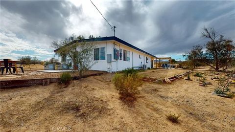 Tiny photo for 1271 Dakota Ln, Landers, CA 92285 (MLS # JT25246931)