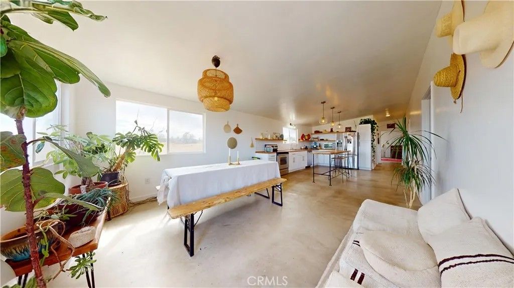 Photo of 1271 Dakota Ln, Landers, CA 92285 (MLS # JT25246931)
