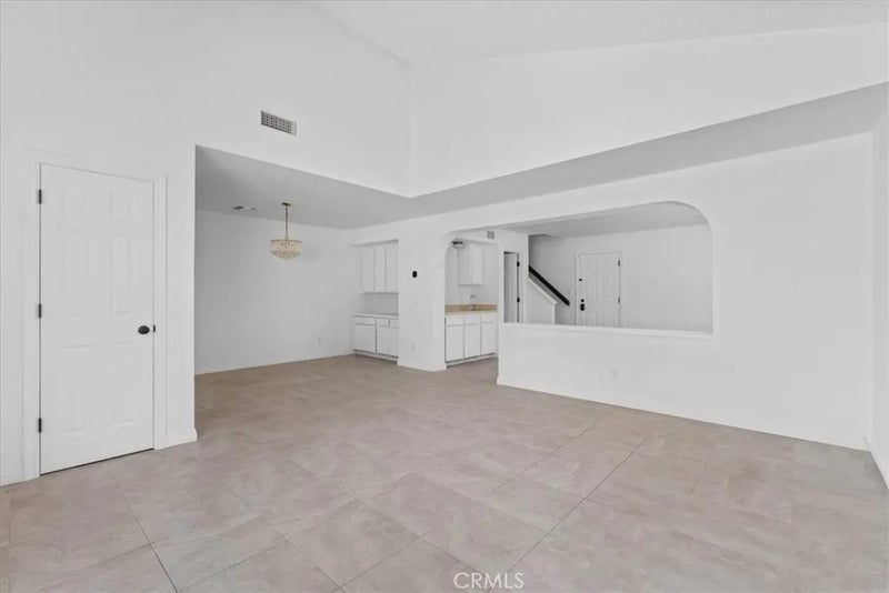 900 W Sierra Madre 44