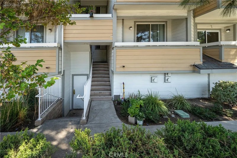 11150 Glenoaks 307