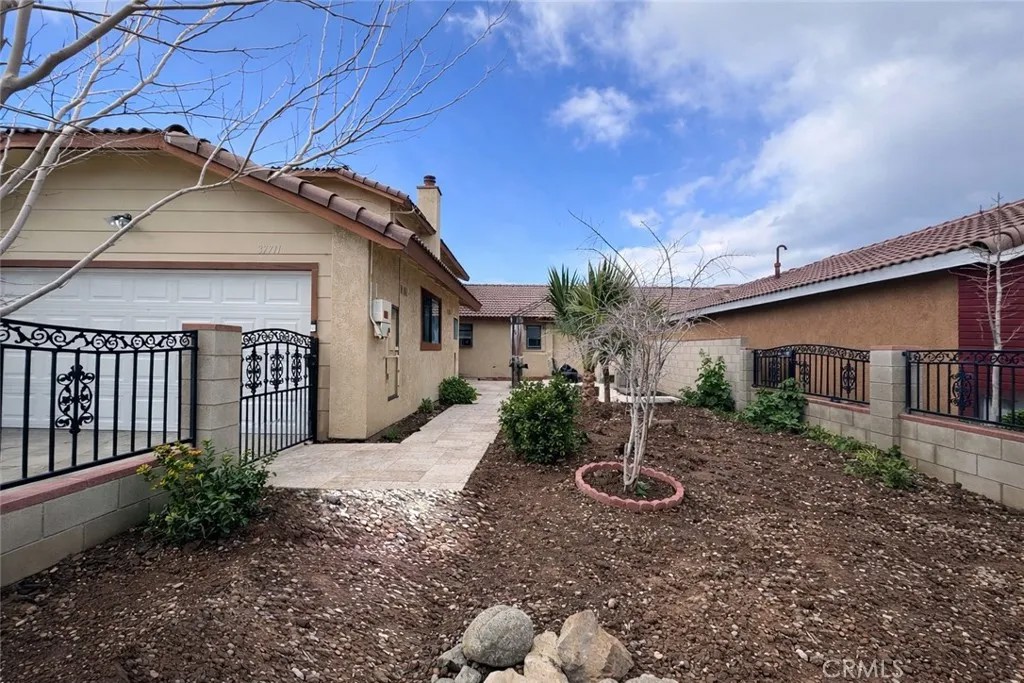 37711 San Ysidro