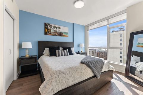 Tiny photo for 325 7th Ave #1507, San Diego, CA 92101 (MLS # 250041441)