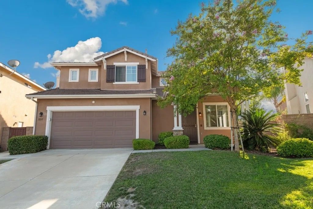 Photo of 31371 Magnolia Point, Murrieta, CA 92563 (MLS # SW25183076)