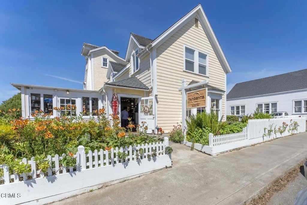 Photo of 10540 Lansing Street, Mendocino, CA 95460 (MLS # C1-11427)