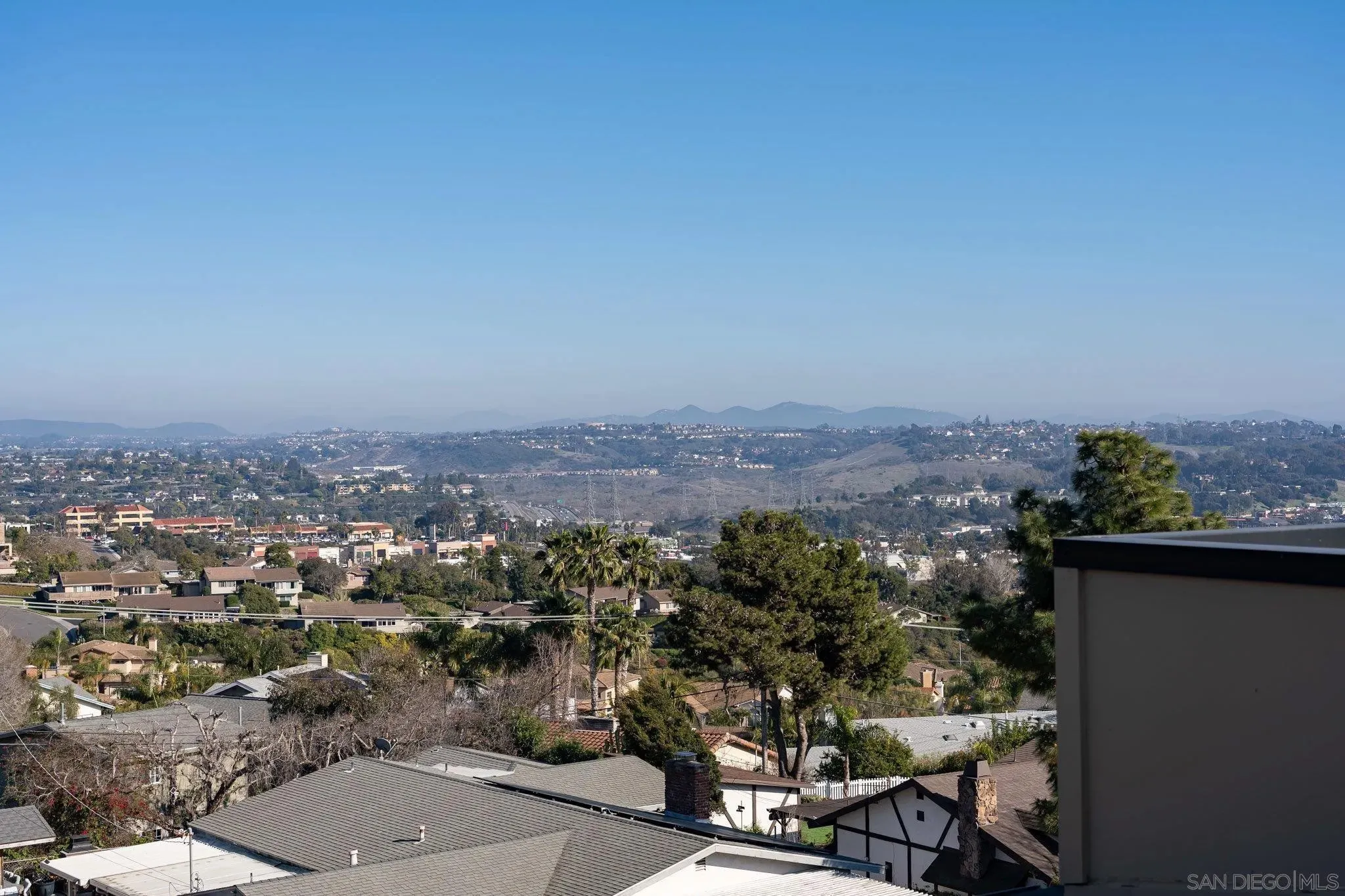 Oceanside, California 92054, United States, 5 Bedrooms Bedrooms, ,4 BathroomsBathrooms,Residential,Active,79303