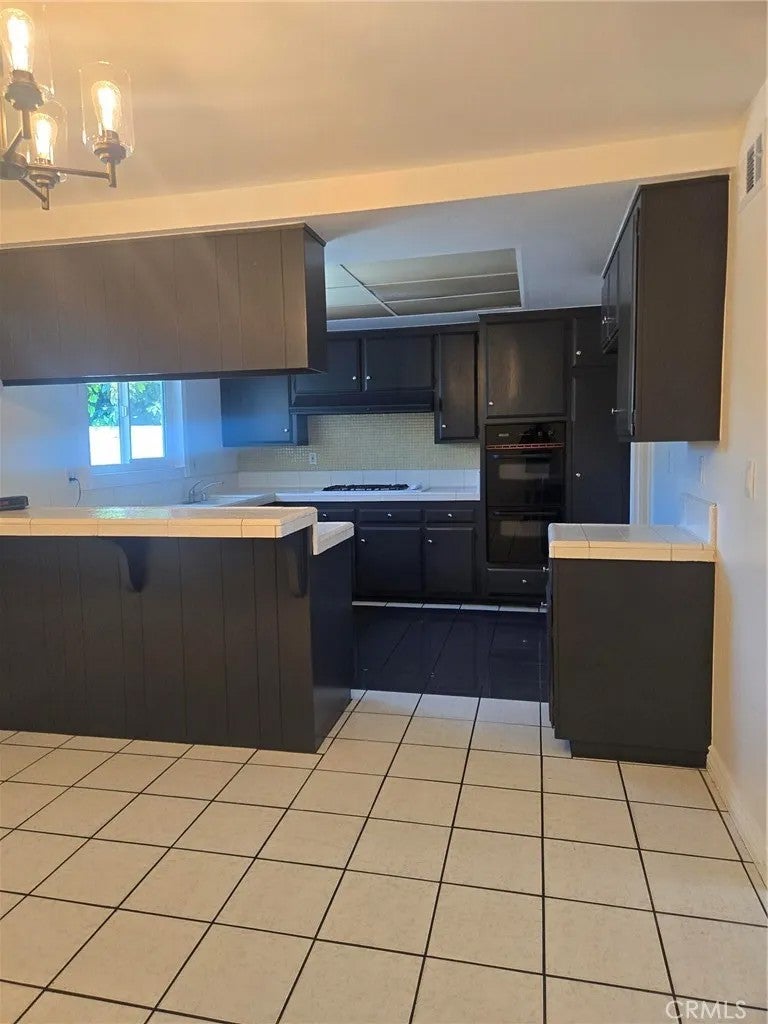 2530 S Rene