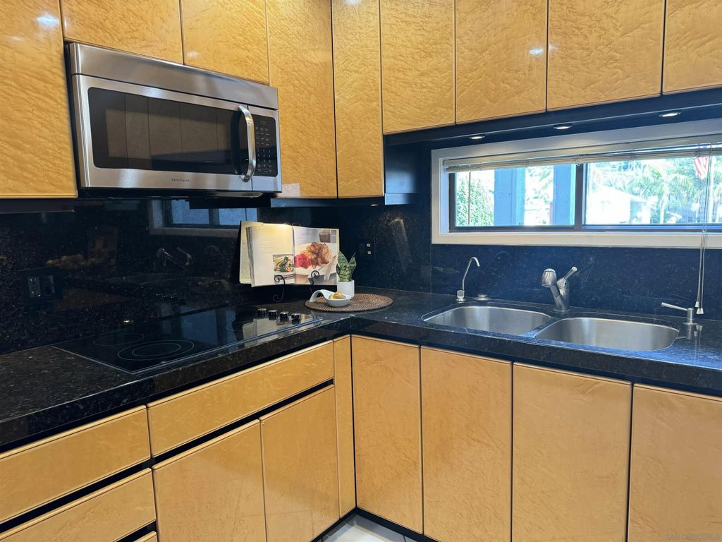 Photo of 8263 Camino Del Oro #278, La Jolla, CA 92037 (MLS # 250042128)