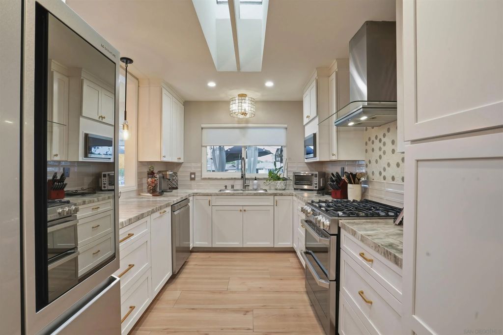 Photo of 1442 La Linda Drive, San Marcos, CA 92078 (MLS # 260001683)