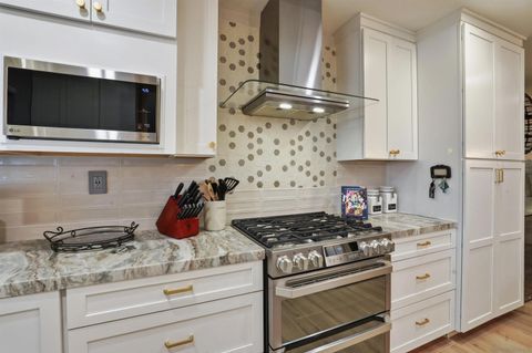 Photo of 1442 La Linda Drive, San Marcos, CA 92078 (MLS # 260001683)