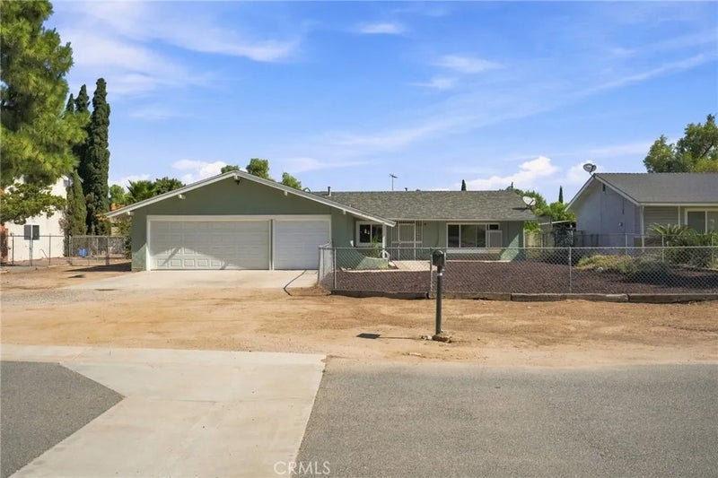 2799 Mustang Lane