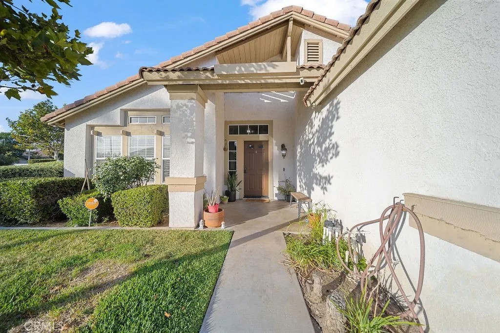 25761 Calle Agua