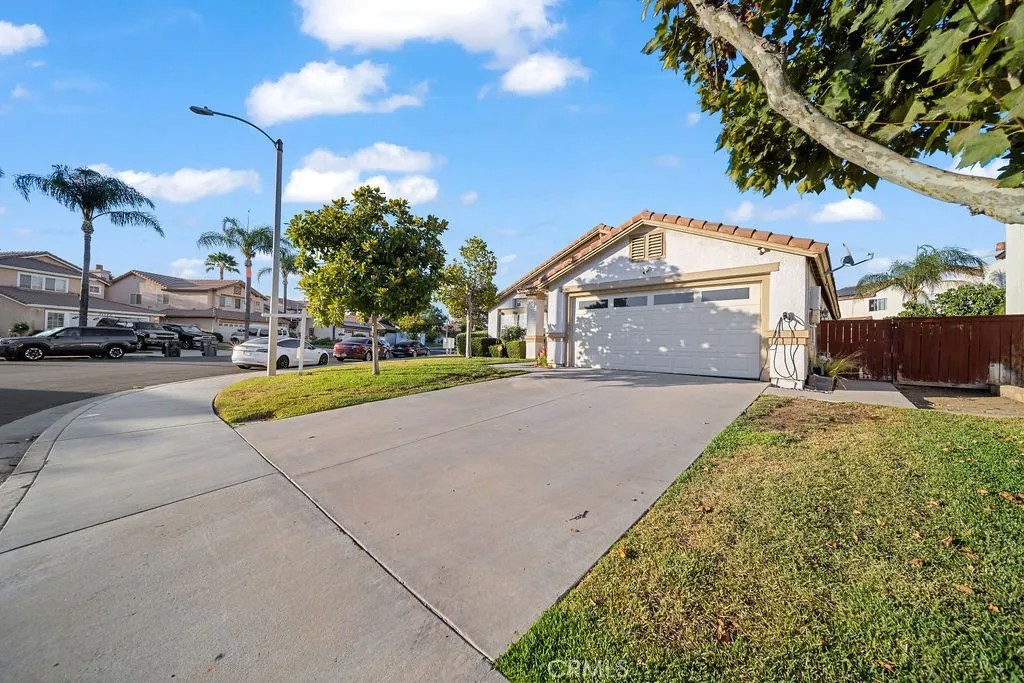 25761 Calle Agua